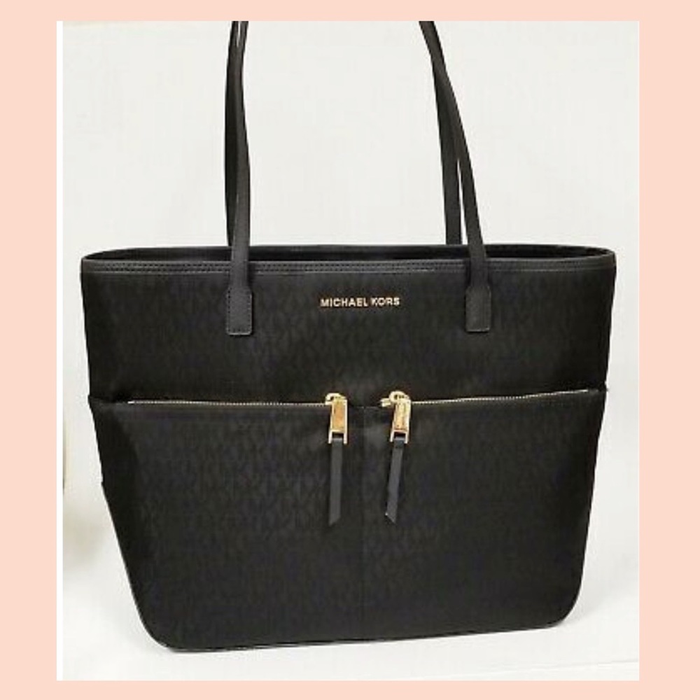 SOLD!Michael Kors Kempton Pocket Tote Bag
